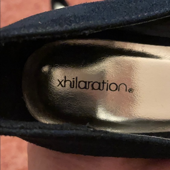 Heels - Picture 2 of 4